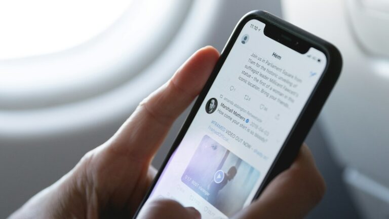 Twitter stuft Beträge mit Links und Quellen herab