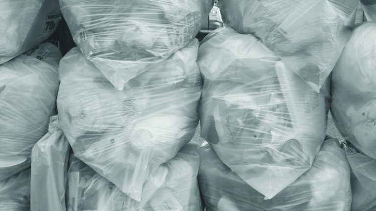 Diese 10 Unternehmen verursachen am meisten Plastikmüll