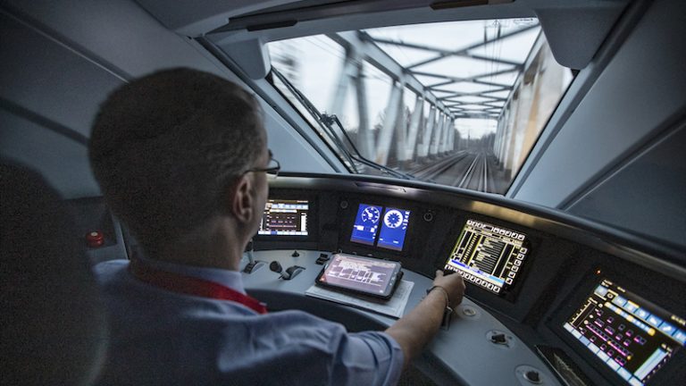 So hoch sind die Gehälter in der Verkehrsbranche
