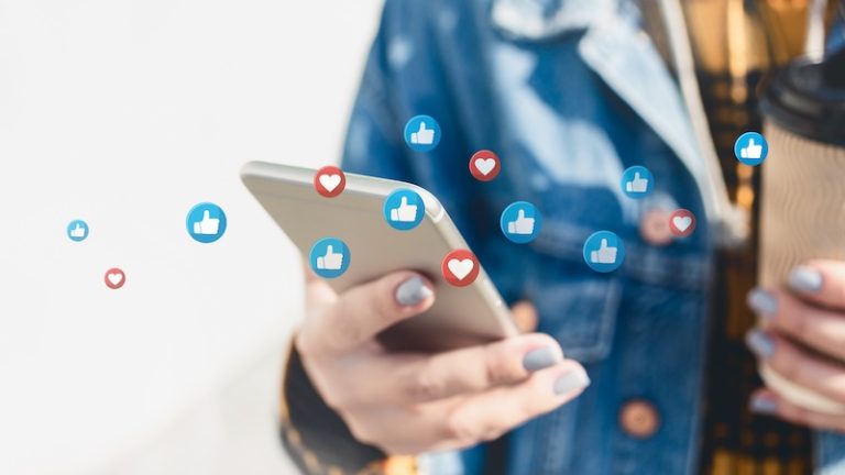 Wie „laute“ Mitarbeiter die Bühne bei Social Media ausnutzen