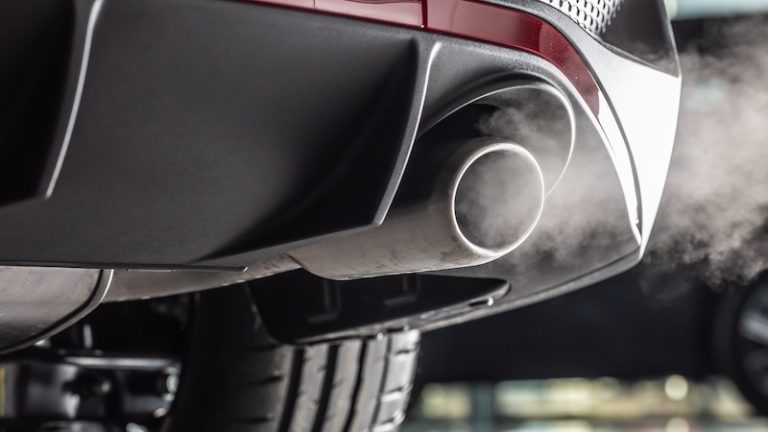 Dienstwagen: Deutsche Politiker fahren “CO2-Schleudern”